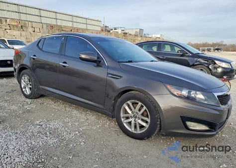 2011 Kia Optima Lx z USA, uszkodzony, nr VIN KNAGM4A77B5110469